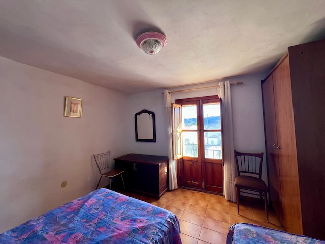 Image No.29-5 Bed Country House for sale