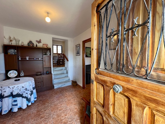 Image No.8-5 Bed Country House for sale