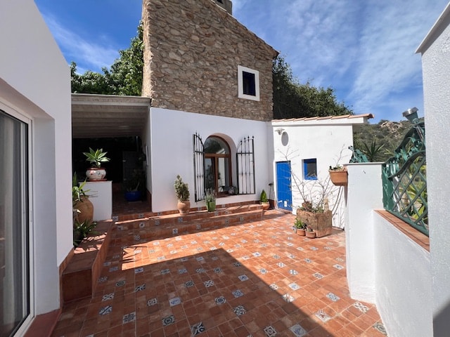 Image No.1-3 Bed Country House for sale