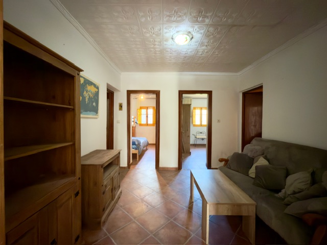 Image No.11-3 Bed Country House for sale