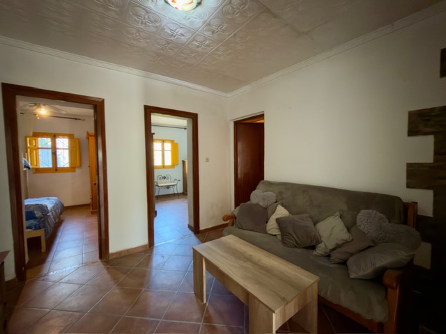 Image No.12-3 Bed Country House for sale