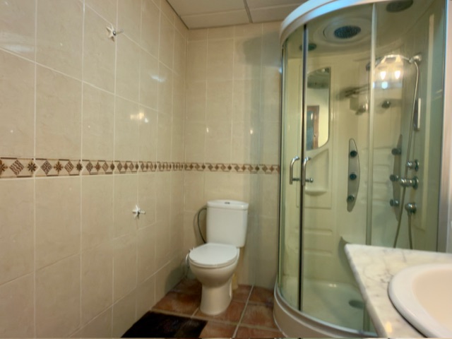 Image No.15-3 Bed Country House for sale