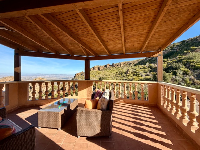 Image No.12-2 Bed Villa for sale