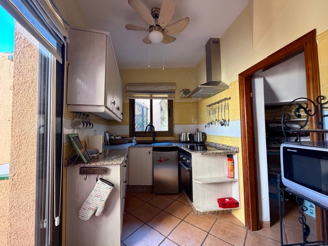 Image No.24-2 Bed Villa for sale