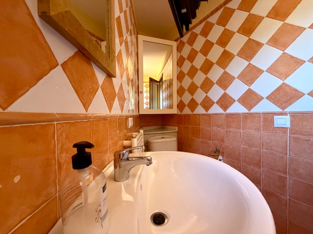 Image No.29-2 Bed Villa for sale