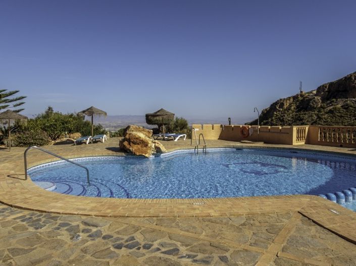 Image No.7-2 Bed Villa for sale