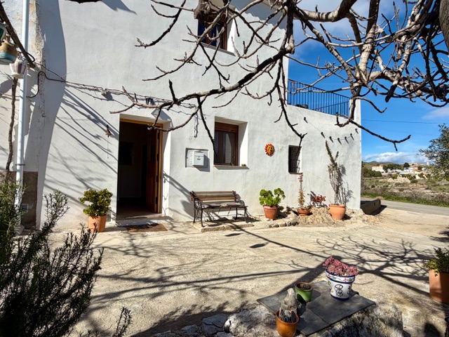 Image No.2-2 Bed House for sale