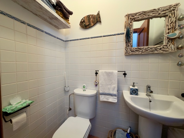 Image No.15-3 Bed Village House for sale