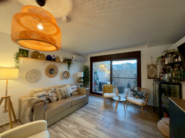 Image No.26-3 Bed Village House for sale