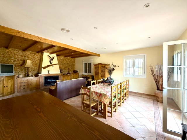 Image No.13-3 Bed Villa for sale