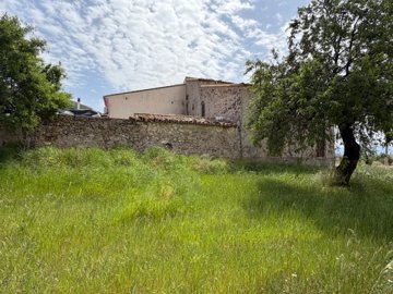 15145070095