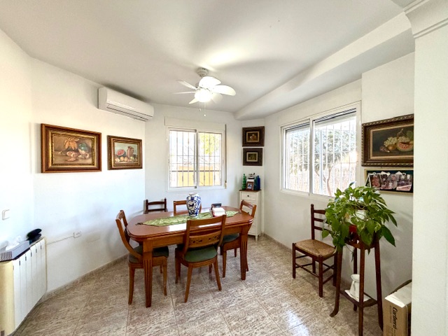 Image No.12-3 Bed Villa for sale