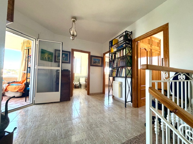 Image No.16-3 Bed Villa for sale