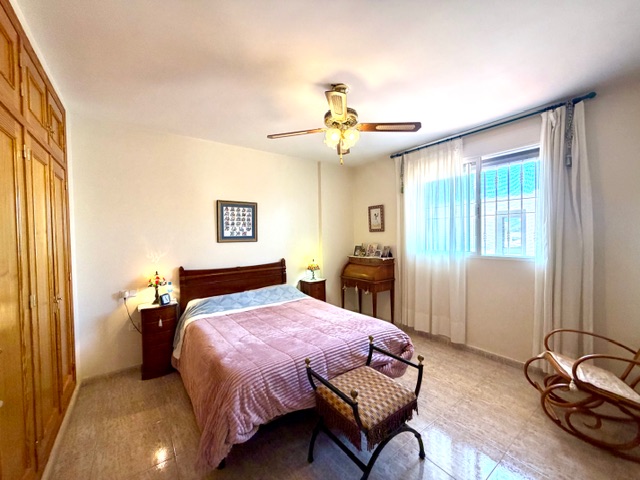 Image No.18-3 Bed Villa for sale