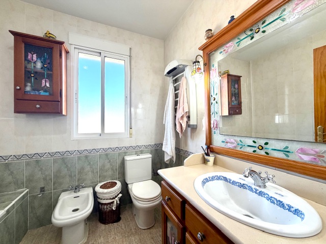 Image No.20-3 Bed Villa for sale