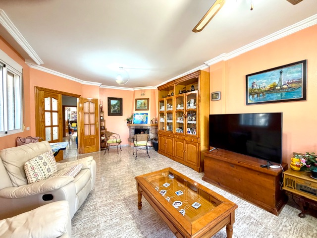 Image No.7-3 Bed Villa for sale