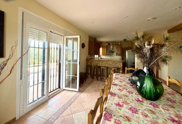 Image No.24-3 Bed Villa for sale