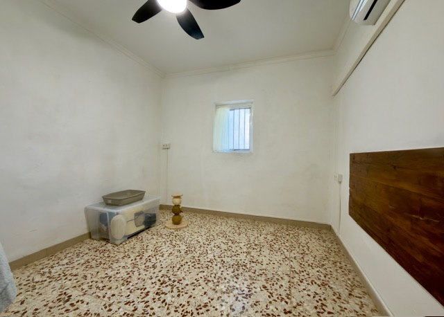 Image No.15-5 Bed Country House for sale