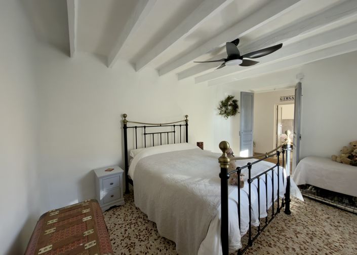 Image No.7-5 Bed Country House for sale