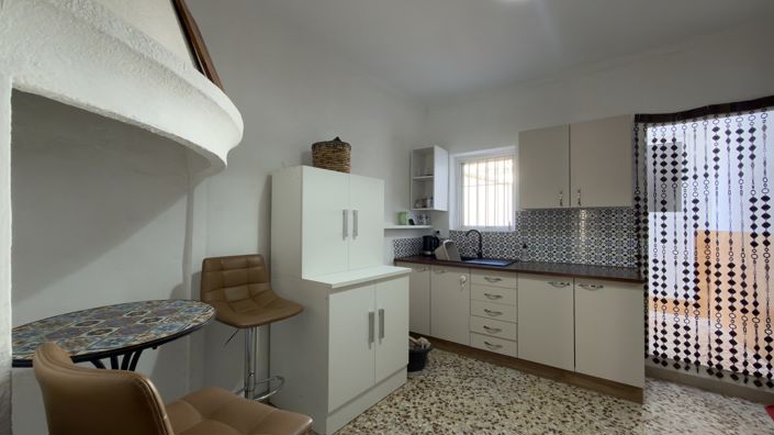 Image No.9-5 Bed Country House for sale