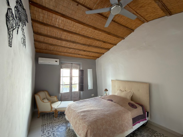 Image No.21-5 Bed Townhouse for sale