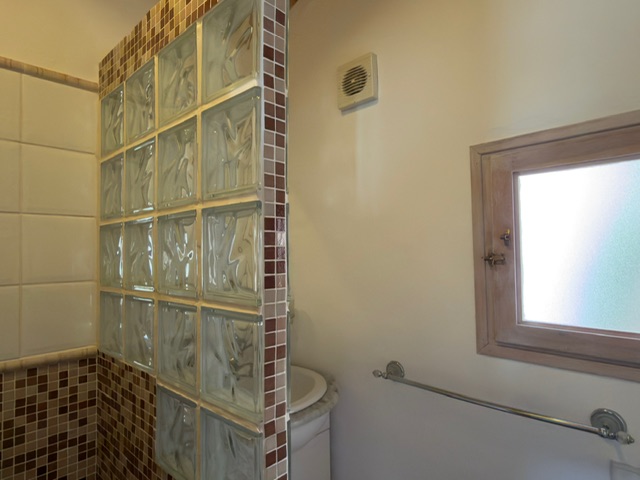 Image No.40-5 Bed Townhouse for sale