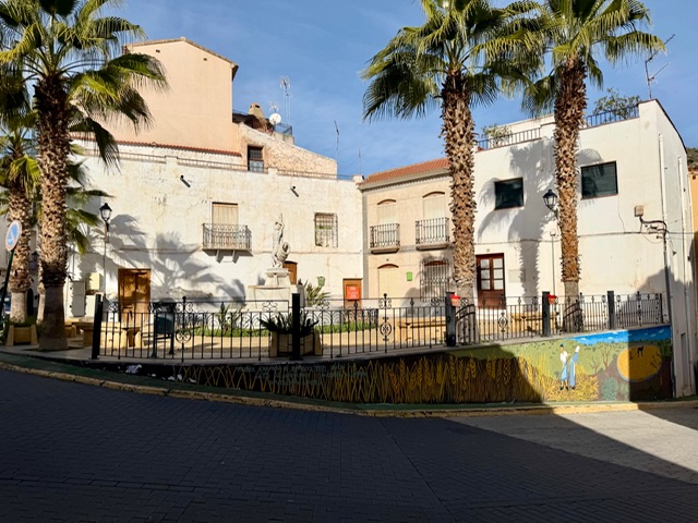 Image No.46-5 Bed Townhouse for sale