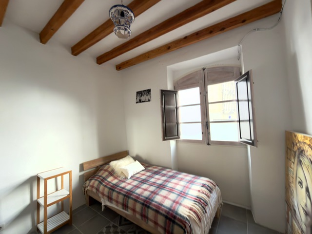 Image No.6-5 Bed Townhouse for sale