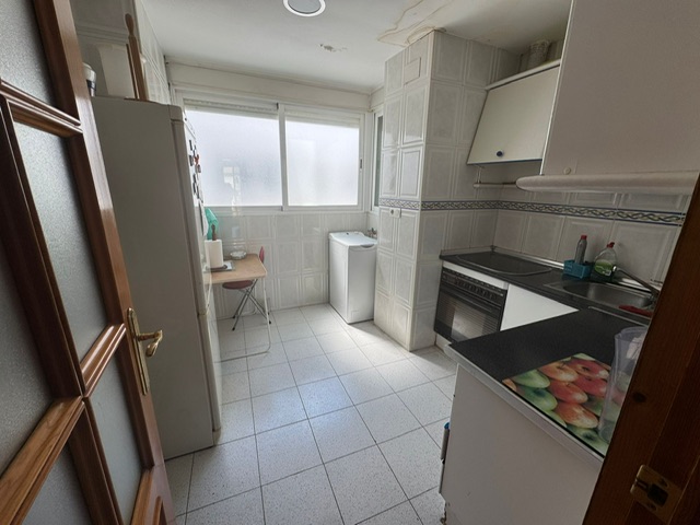 Image No.17-3 Bed Apartment for sale