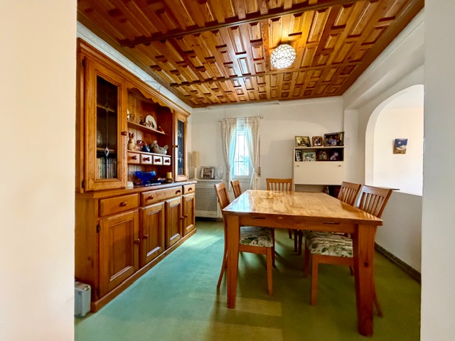 Image No.30-10 Bed Villa for sale