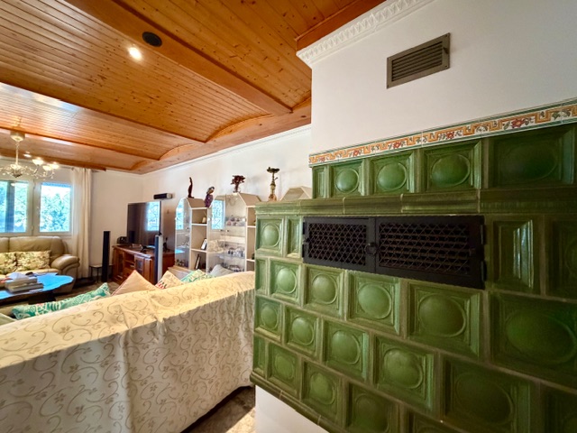 Image No.37-10 Bed Villa for sale