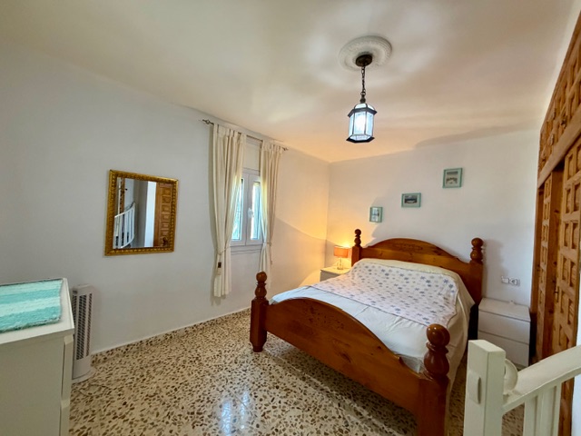 Image No.46-10 Bed Villa for sale