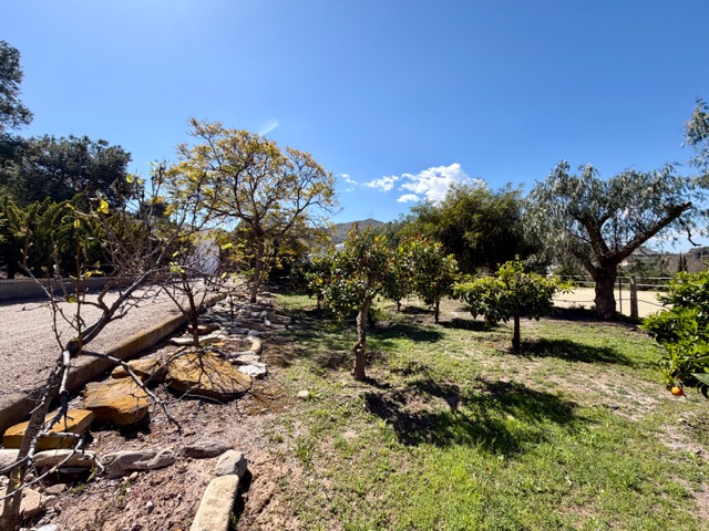 Image No.54-10 Bed Villa for sale