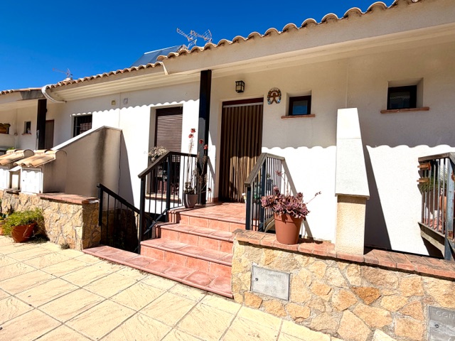 Image No.2-2 Bed Duplex for sale