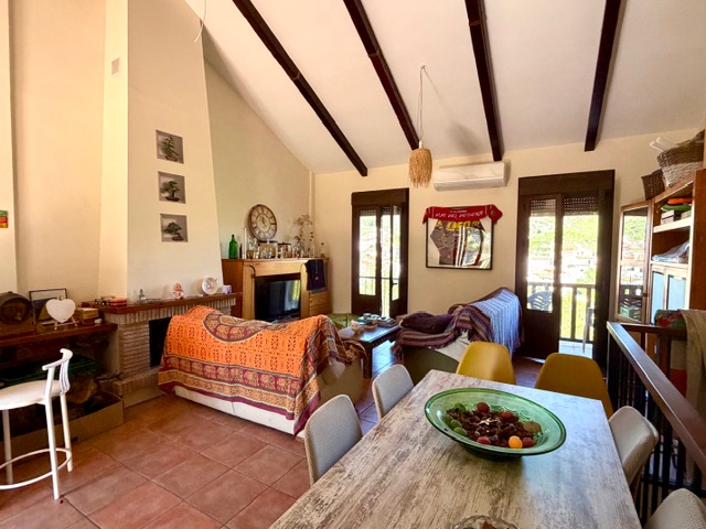 Image No.8-2 Bed Duplex for sale