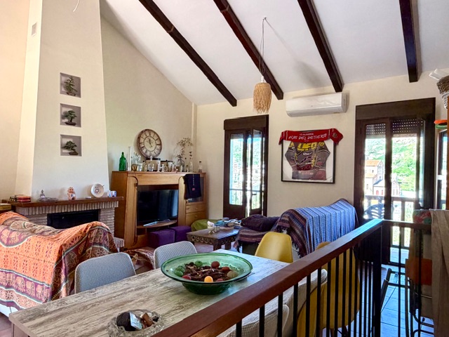 Image No.9-2 Bed Duplex for sale