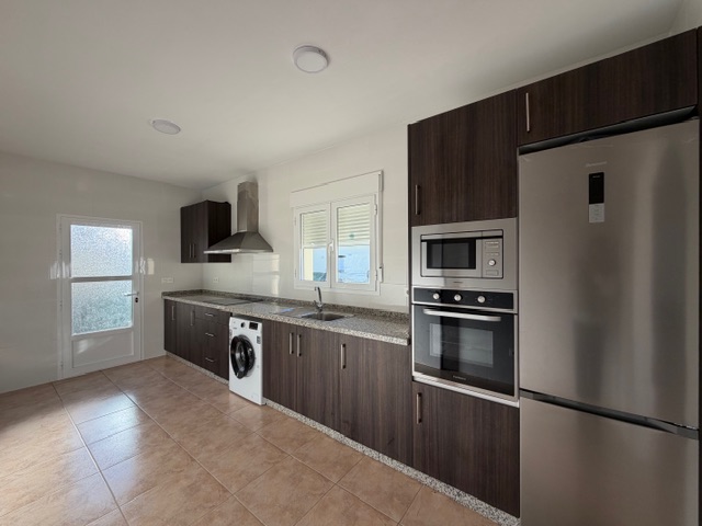 Image No.6-3 Bed Villa for sale