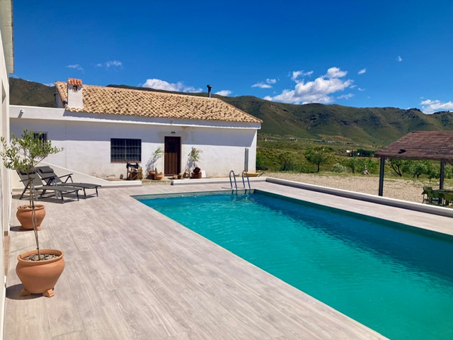 Image No.11-2 Bed Cortijo for sale