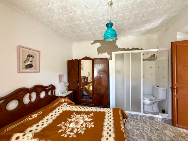 Image No.7-4 Bed Country House for sale