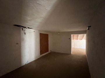 14801684463