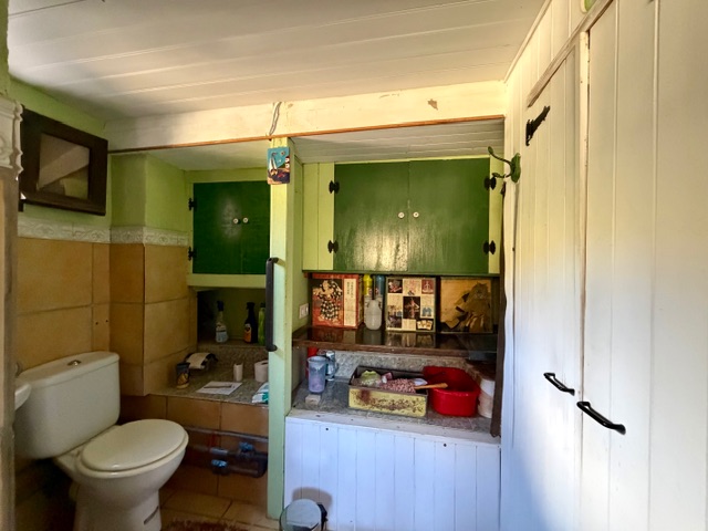 Image No.30-2 Bed Country House for sale