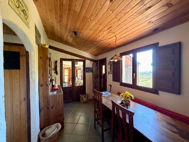 Image No.8-2 Bed Country House for sale
