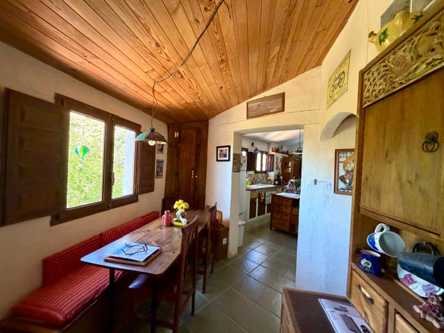 Image No.9-2 Bed Country House for sale