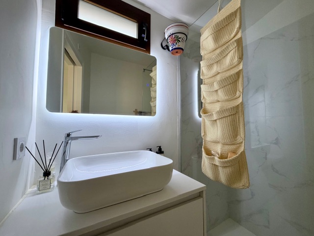 Image No.20-2 Bed Apartment for sale