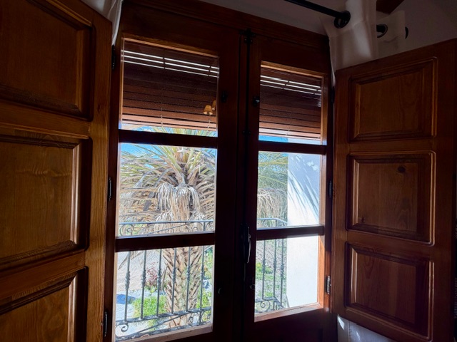 Image No.38-5 Bed House for sale