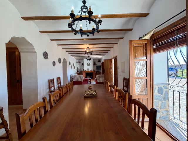 Image No.4-5 Bed House for sale