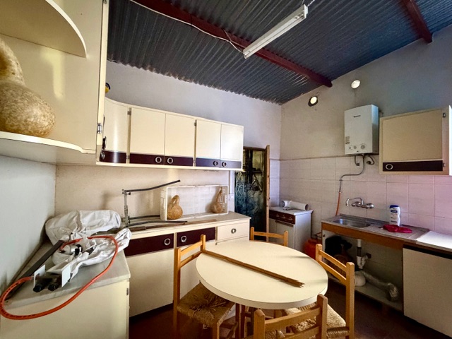 Image No.42-5 Bed House for sale