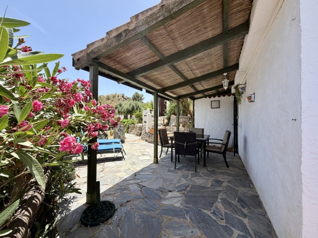 Image No.35-8 Bed Property for sale