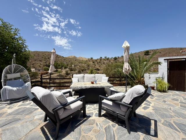 Image No.6-8 Bed Property for sale