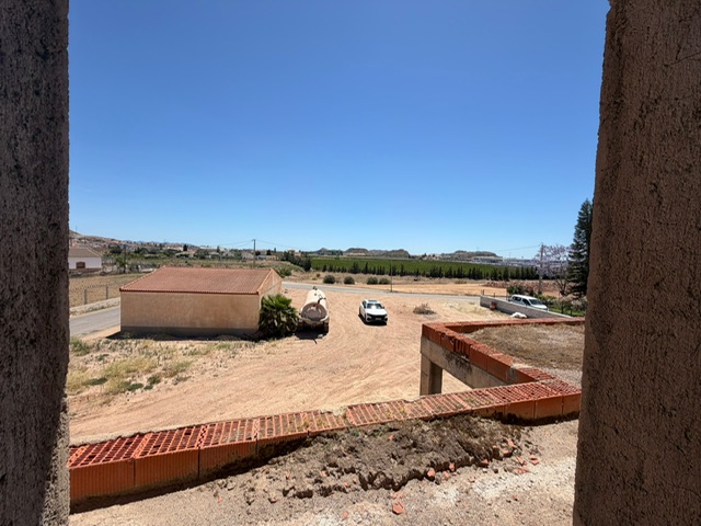 Image No.12-5 Bed Property for sale